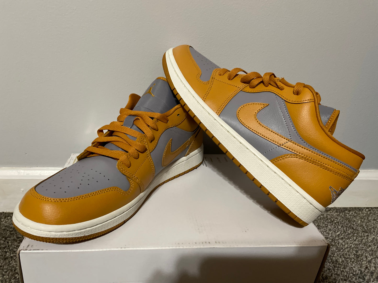 (NEW) Size 11.5W 10M Air Jordan 1 Low Cement Grey Chutney