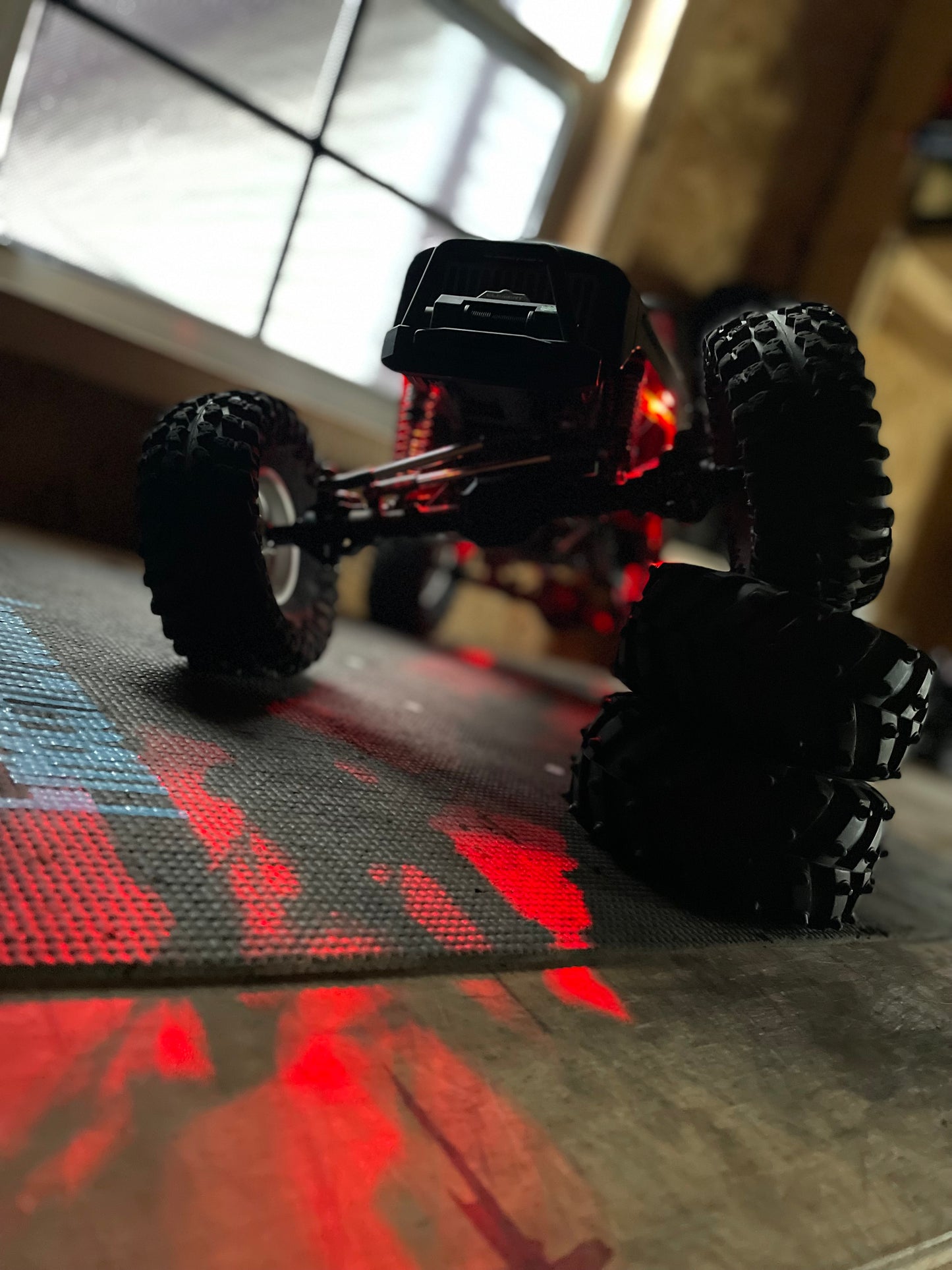 1/10 4WD Enduro Trail Truck, Ecto Black RTR