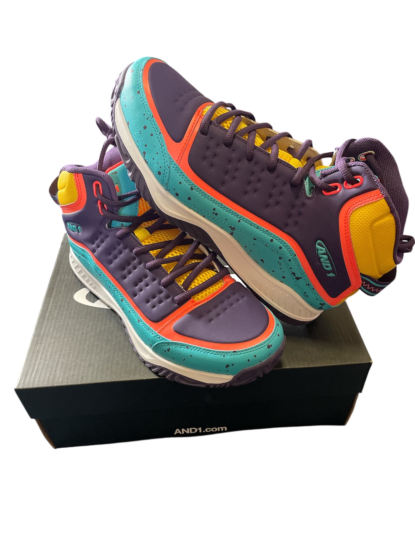 9M (NEW) AND1 Pulse 2.0 men's basketball shoes.