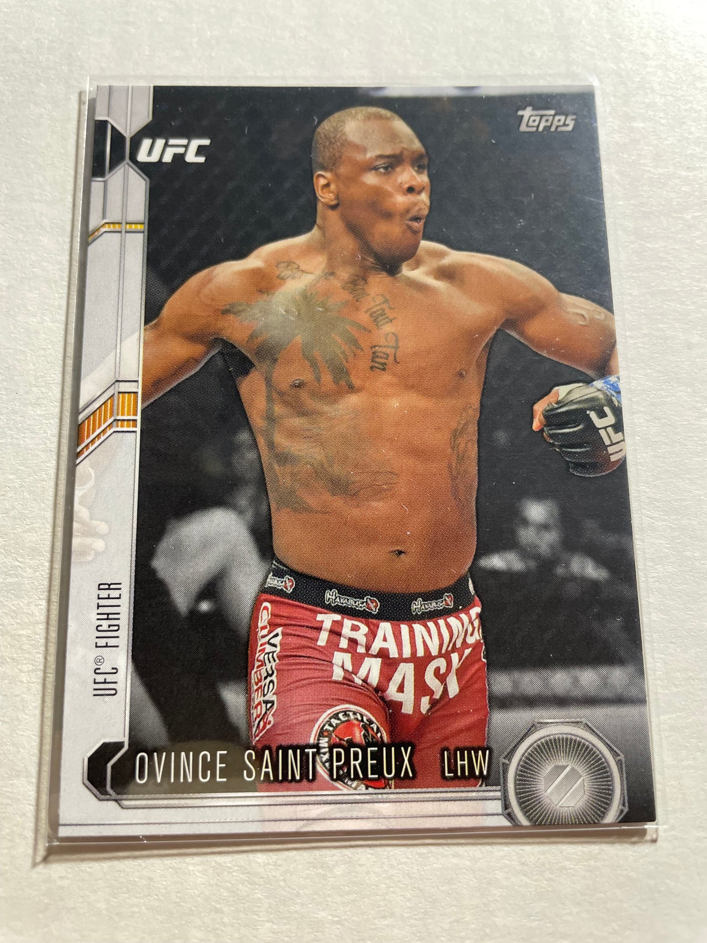 2015 Topps UFC Chronicles #197 trading card featuring Light Heavyweight fighter Ovince Saint Preux
