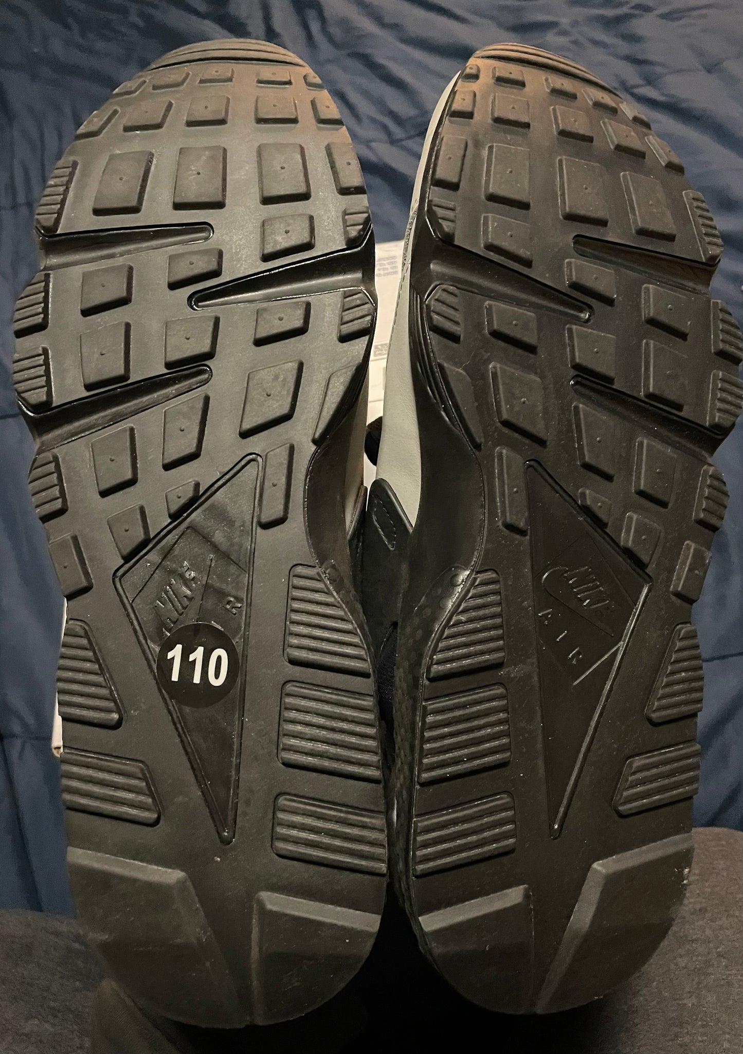 (New No Box) Nike Air huarache LE Size 14M