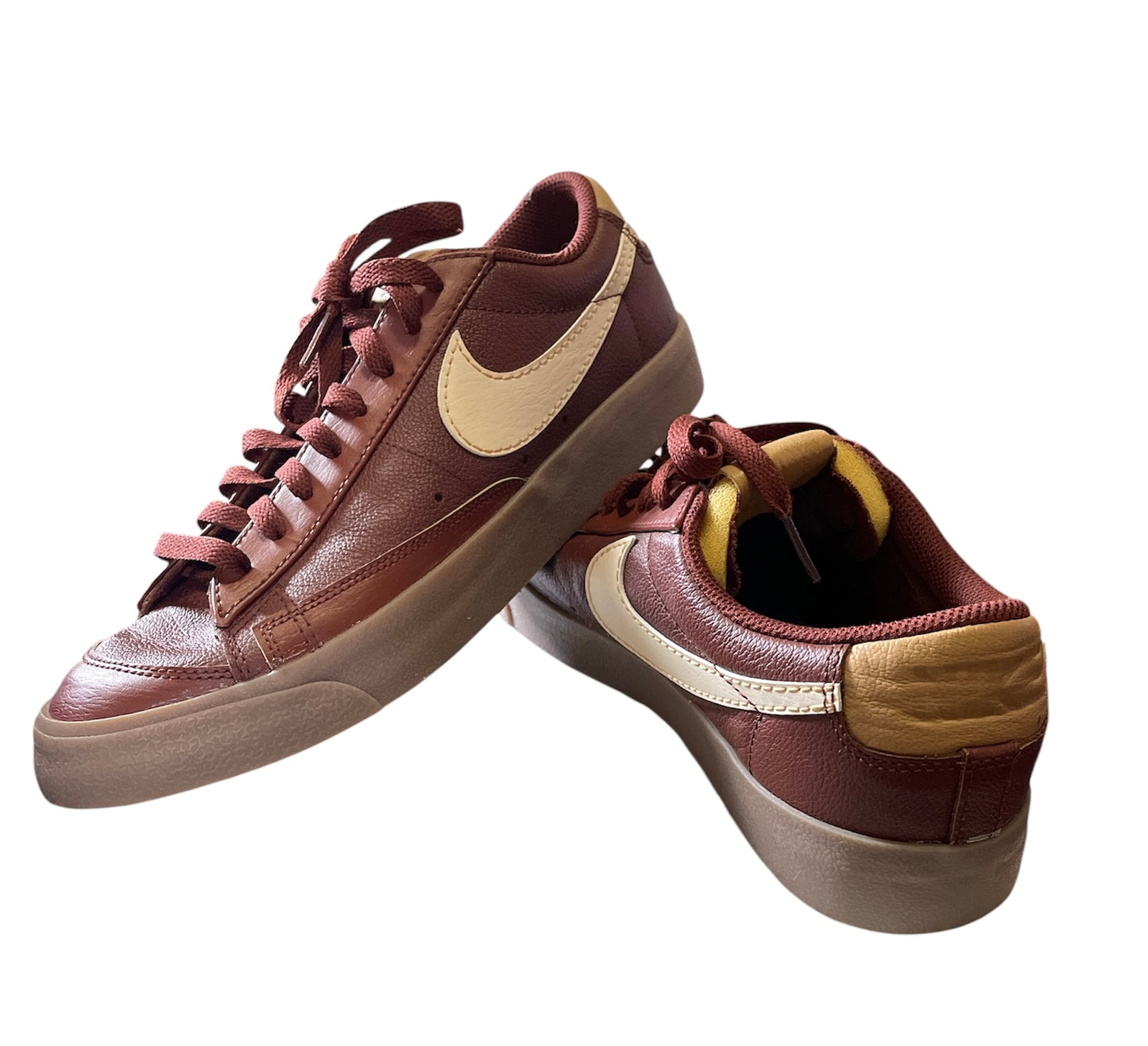 NEW 9.5M Nike Blazer low '77 EMB Inspected by Swoosh Oxen NO ORG BOX!!!