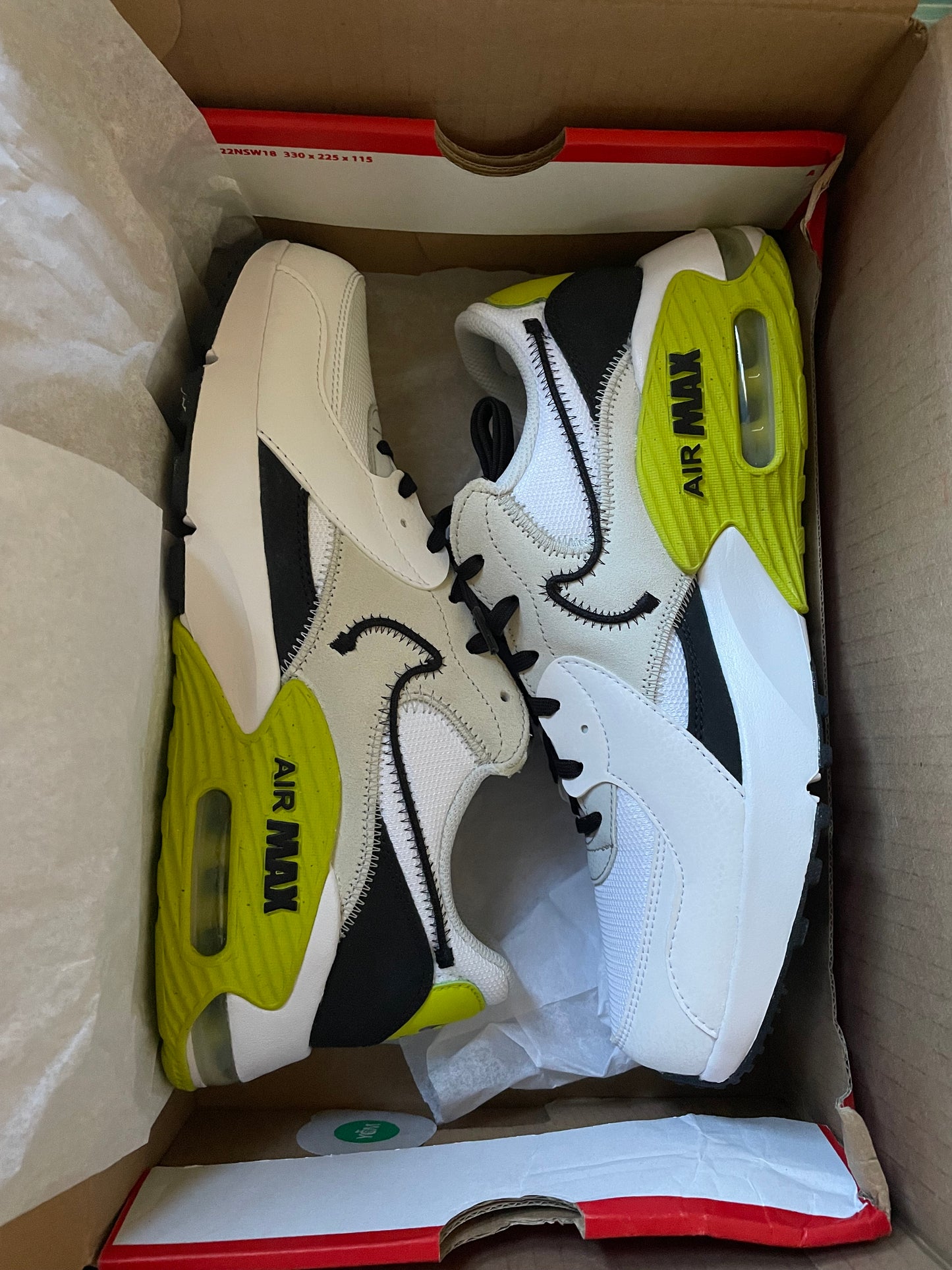 (NEW) Size 9.5M Nike Air Max Excee bright cactus