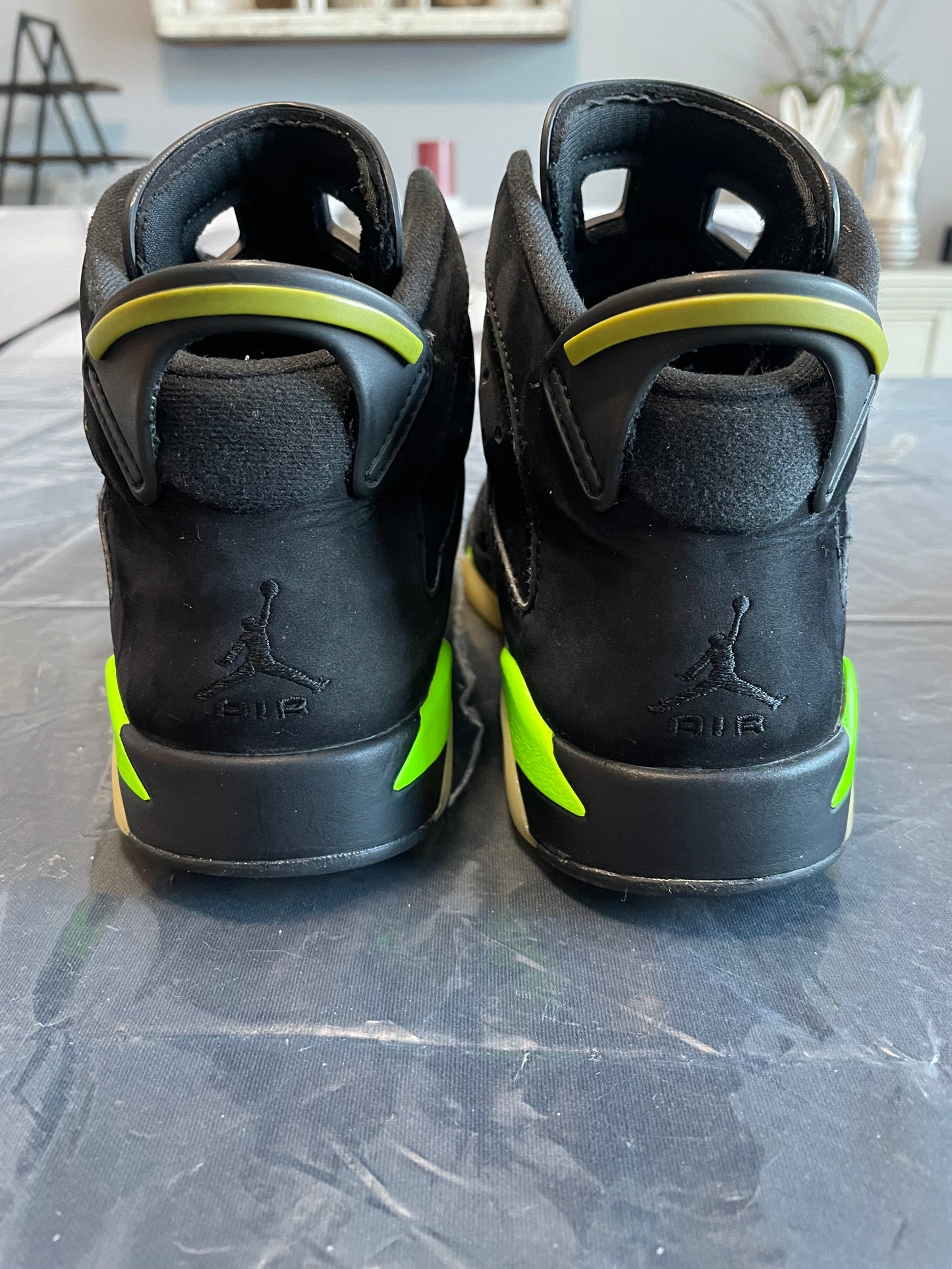 6Y (Youth) Jordan 6 retro Electric Green(gs) (No Box!)