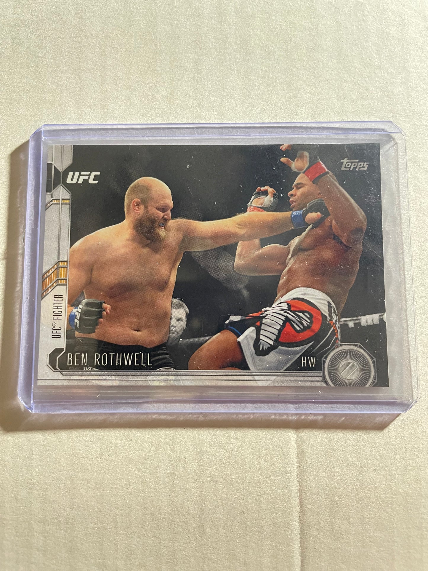 2015 Topps UFC Chronicles Ben Rothwell card numbered #90.