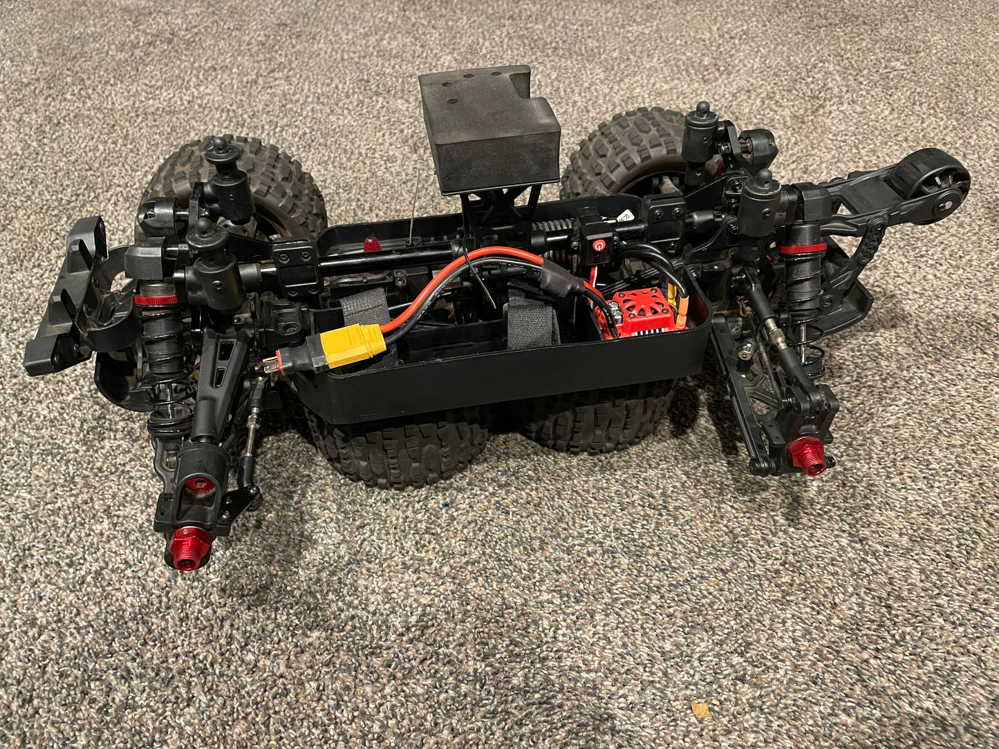 Sketer XP 1/10 4WD 4S Brushless RTR Monster Truck (4s Lipo battery included!)