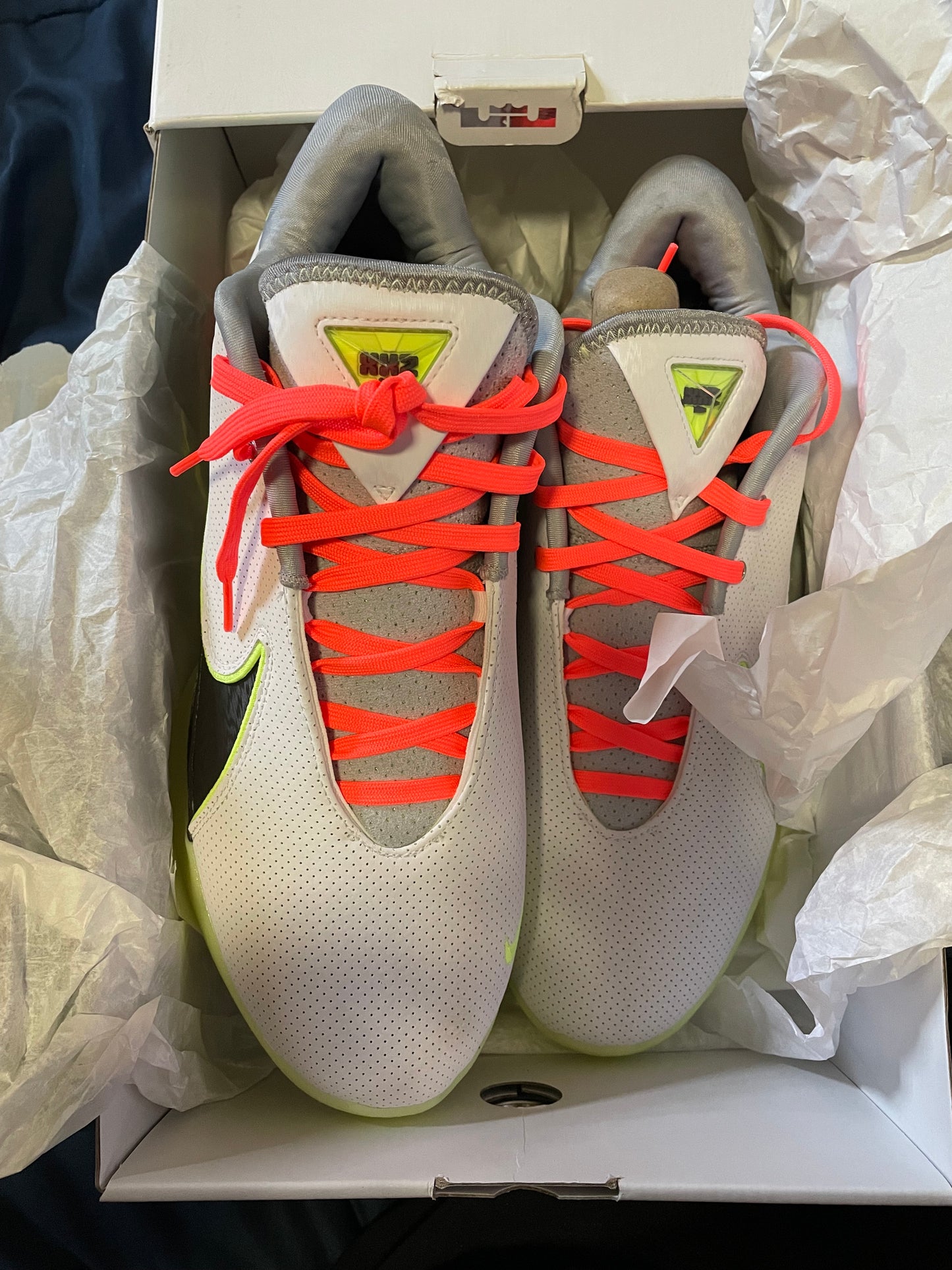 (NEW) 13M LeBron XXII with Org Box