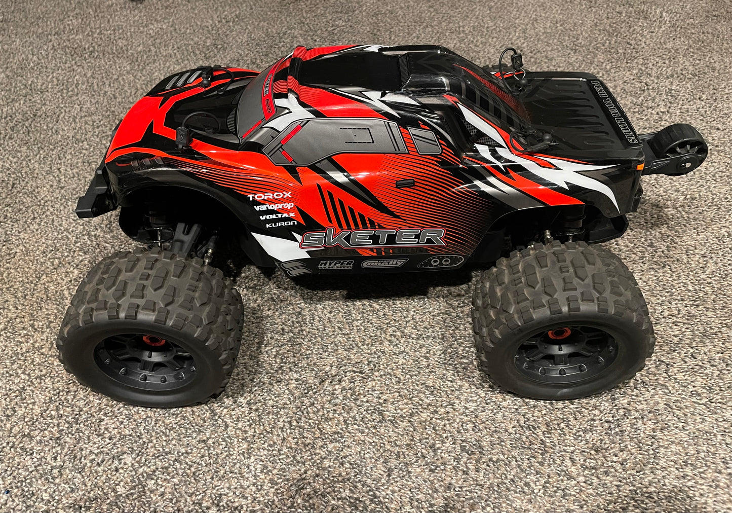 Sketer XP 1/10 4WD 4S Brushless RTR Monster Truck (4s Lipo battery included!)