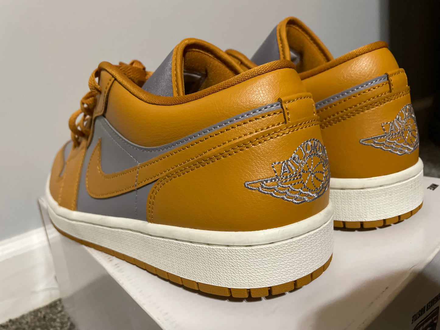 (NEW) Size 11.5W 10M Air Jordan 1 Low Cement Grey Chutney